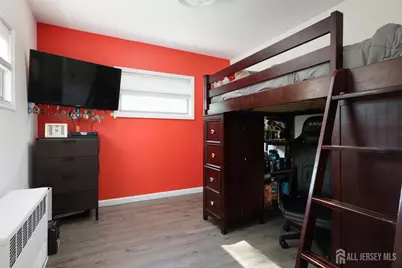 661 Leone Street, Woodbridge Township, NJ 07095 - Photo 5
