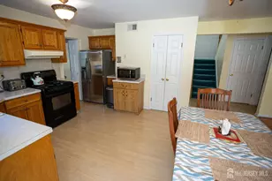 66 Morris Ct, Sayreville, NJ 08879 - Photo 13