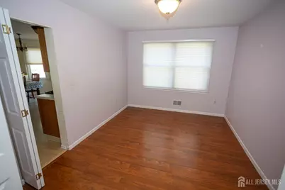 66 Morris Court, Sayreville, NJ 08879 - Photo 9