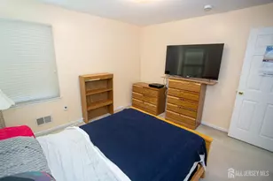 66 Morris Ct, Sayreville, NJ 08879 - Photo 37