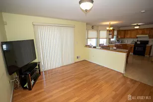66 Morris Ct, Sayreville, NJ 08879 - Photo 21