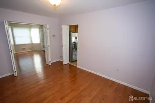 66 Morris Ct, Sayreville, NJ 08879 - Photo 3