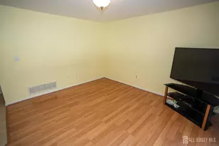 66 Morris Ct, Sayreville, NJ 08879 - Photo 19