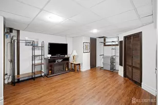 25 Dusko Dr, Sayreville, NJ 08859 - Photo 19