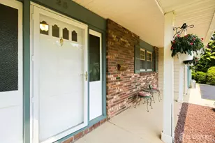 25 Dusko Dr, Sayreville, NJ 08859 - Photo 3