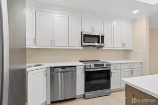 3A Surrey Ct, Monroe Township, NJ 08831 - Photo 7