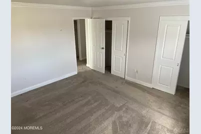 60 Manchester Court #E, Freehold Township, NJ 07728 - Photo 11