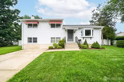 12 Gover Court, Spotswood, NJ 08884 - Photo 1