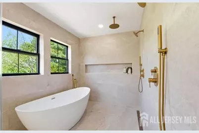 [Address not provided], Metuchen, NJ 08840 - Photo 41