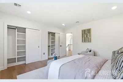 [Address not provided], Metuchen, NJ 08840 - Photo 25