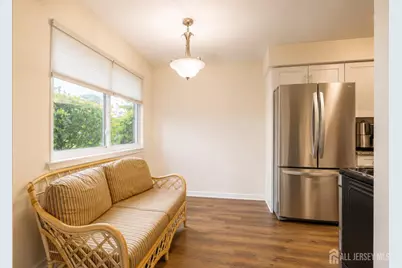 201 Edison Glen Terrace, Edison, NJ 08837 - Photo 7