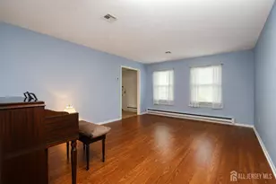 457 Roxbury Ln, Monroe Township, NJ 08831 - Photo 7