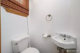 23 Hearthstone Ave, Fords, NJ 08863 - Photo 17
