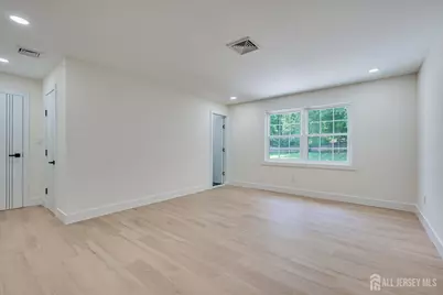 300 E Chestnut Avenue E, Metuchen, NJ 08840 - Photo 41