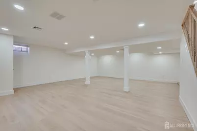 300 E Chestnut Avenue E, Metuchen, NJ 08840 - Photo 65