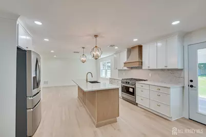 300 E Chestnut Avenue E, Metuchen, NJ 08840 - Photo 33