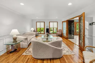 19 Cherokee Rd, East Brunswick Township, NJ 08816 - Photo 9