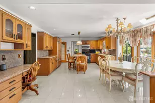 19 Cherokee Rd, East Brunswick Township, NJ 08816 - Photo 15