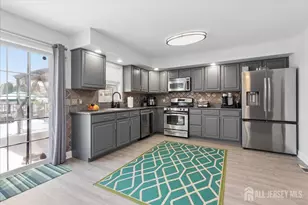 130 Clauss St, Carteret, NJ 07008 - Photo 13