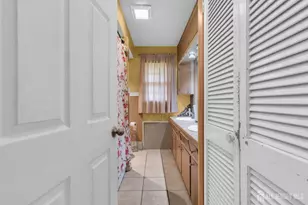 564 Spotswood Englishtown Rd, Monroe Township, NJ 08831 - Photo 17