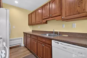 952 Cranbury Cross Rd, North Brunswick Township, NJ 08902 - Photo 17