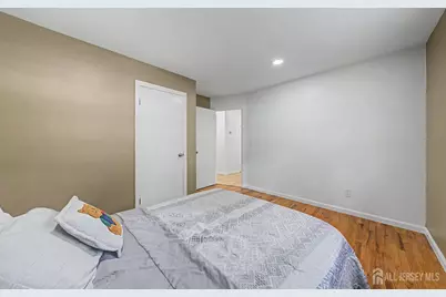 41 Montclair Avenue, Edison, NJ 08820 - Photo 19