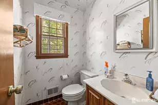 11 Aspen Cir, Edison, NJ 08820 - Photo 19