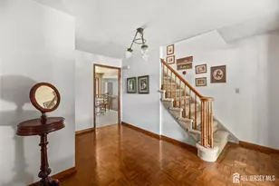 11 Aspen Cir, Edison, NJ 08820 - Photo 5