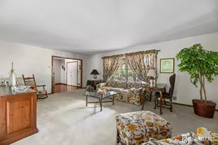 11 Aspen Cir, Edison, NJ 08820 - Photo 7