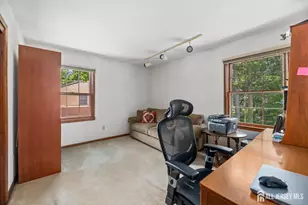 11 Aspen Cir, Edison, NJ 08820 - Photo 25