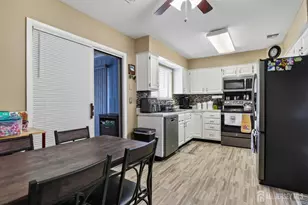 737B Prospect Rd, Monroe Township, NJ 08831 - Photo 17