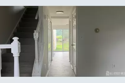 27 Beechwood Court, South Brunswick Township, NJ 08852 - Photo 5