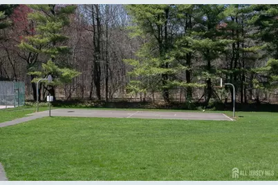 7 Cactus Court, Edison, NJ 08820 - Photo 35