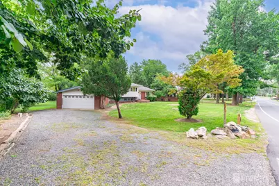 172 Ryders Lane, New Brunswick, NJ 08901 - Photo 5