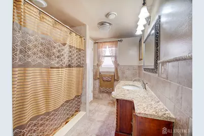 60 S Cliff Road S, Colonia, NJ 07067 - Photo 27