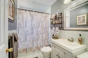 60 S Cliff Road S, Colonia, NJ 07067 - Photo 17