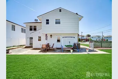 60 S Cliff Road S, Colonia, NJ 07067 - Photo 3