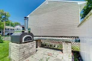 60 S Cliff Road S, Colonia, NJ 07067 - Photo 7