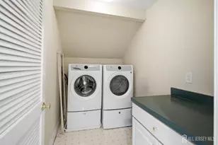 21 Heritage Dr, South River, NJ 08882 - Photo 11