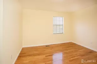 7 Cactus Ct, Edison, NJ 08820 - Photo 19