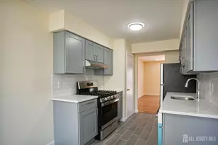 7 Cactus Ct, Edison, NJ 08820 - Photo 7