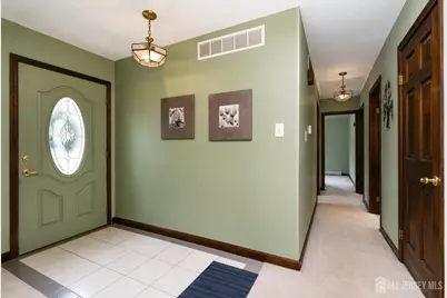 16 Ivy Place, Monroe Township, NJ 08831 - Photo 3