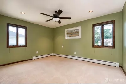 16 Ivy Place, Monroe Township, NJ 08831 - Photo 19