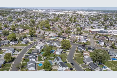 127 Hagaman Street, Carteret, NJ 07008 - Photo 41