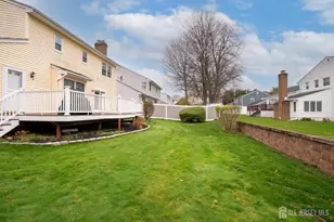 15 Lynn Ct, North Brunswick Township, NJ 08902 - Photo 35