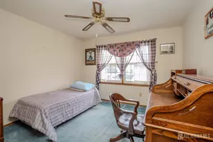 15 Lynn Ct, North Brunswick Township, NJ 08902 - Photo 25