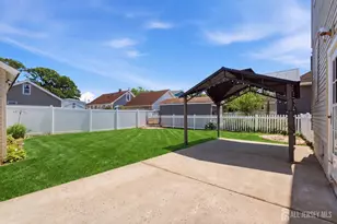 30 W Park Ave, Avenel, NJ 07001 - Photo 31