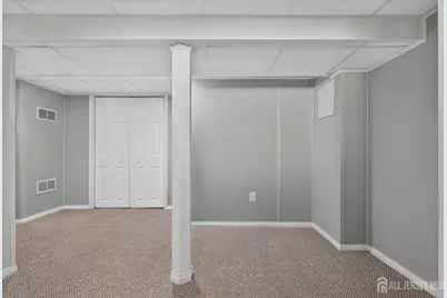 30 W Park Avenue, Avenel, NJ 07001 - Photo 27