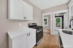 678 Ridgedale Ave, Woodbridge Township, NJ 07095 - Photo 3
