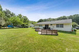 16 Stockton Rd, South Brunswick Township, NJ 08824 - Photo 17